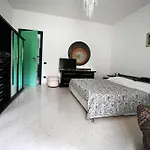 Διαμέρισμα Guesthost - Spacious In Ματέρα