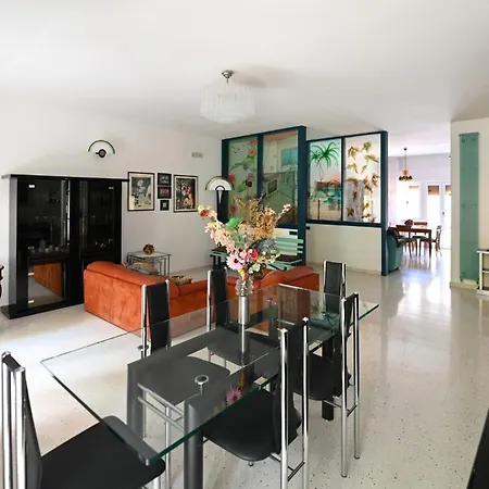 Guesthost - Spacious In Matera