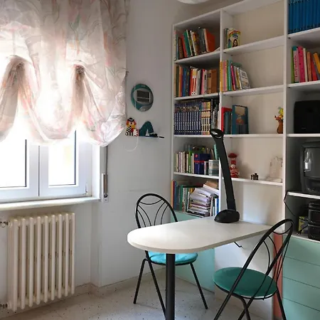 Guesthost - Spacious In *