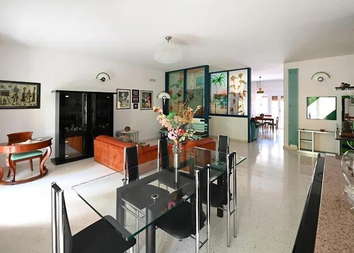 Guesthost - Spacious In Matera