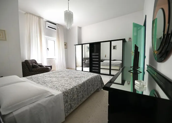 Apartment Guesthost - Spacious In Matera