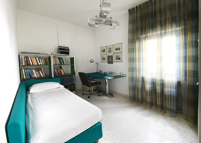 Guesthost - Spacious In Matera